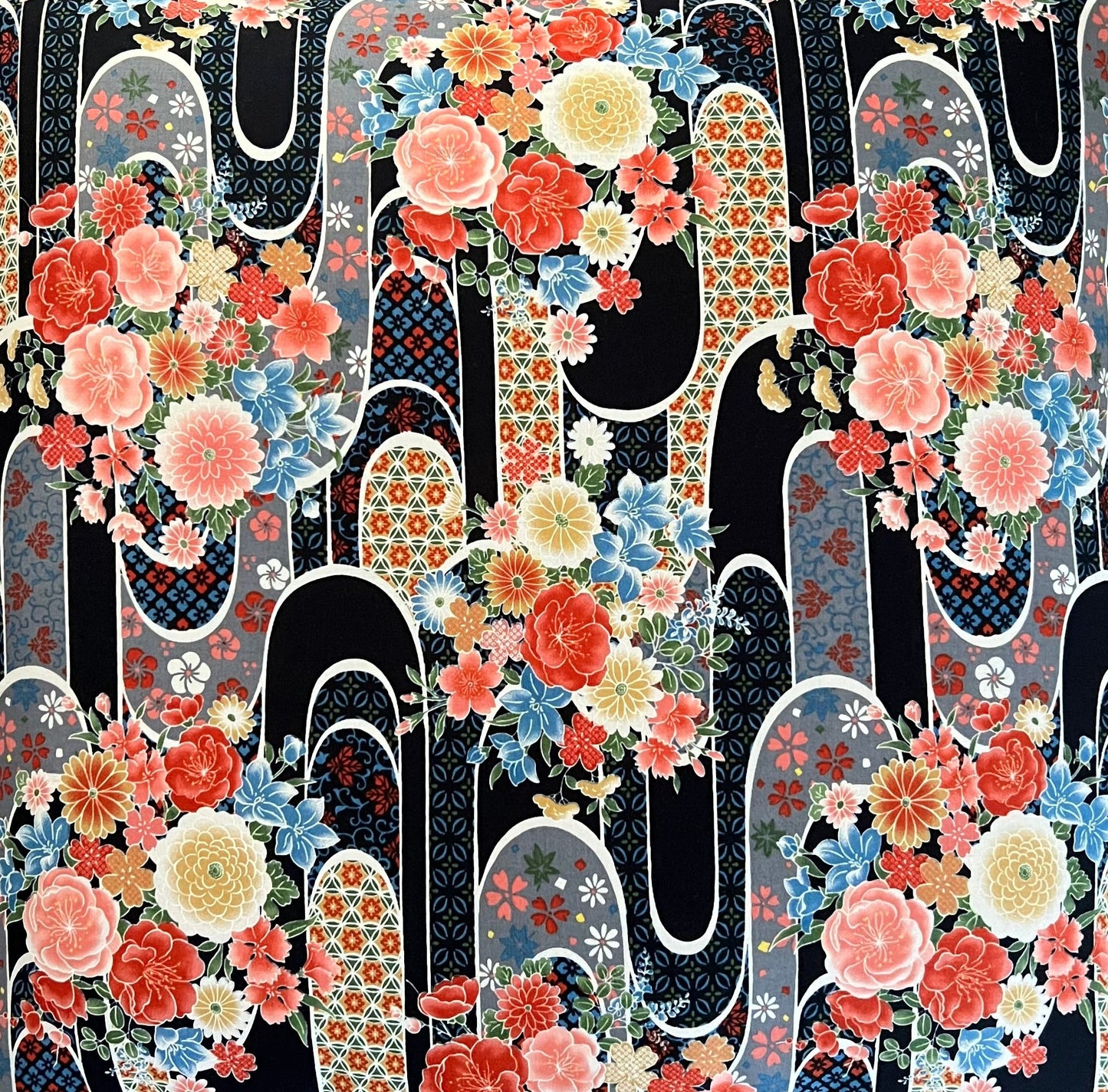 Handmade Cotton Futon w/Removable Imari Black Cover. Shiki Futon.